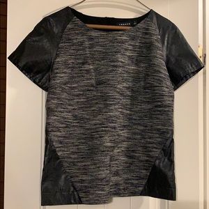 Top w/leather sleeves